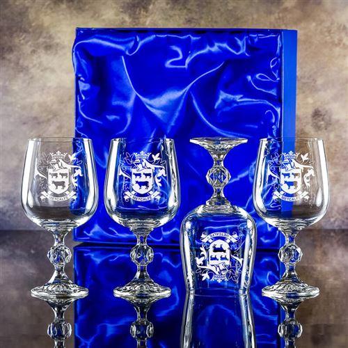 Engraved Crystal Claudia Goblet Quartet, presentat