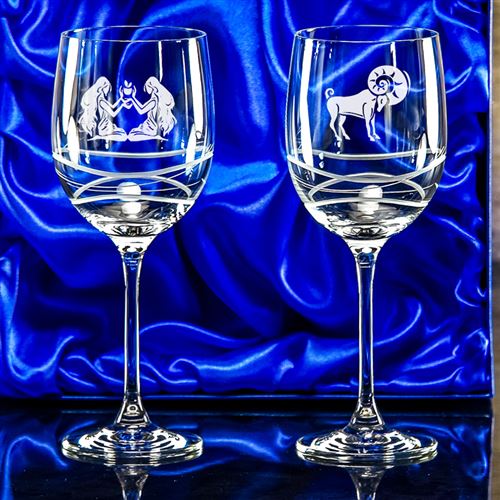 Crystal Engraved Wavy Wine Goblet Gift set of Two