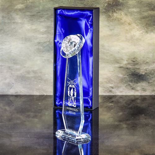 Golf engraved column