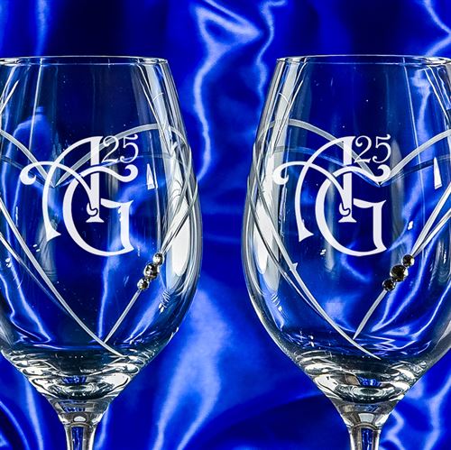 Two Lydia Diamante Heart Goblet Glasses Gift Set